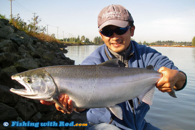 https://www.fishingwithrod.com/articles/estuary_fishing/images/tidal_fraser_river_fall_salmon_fishery_01.jpg