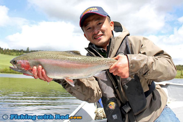 Vancouver Island BC Fishing Lodge - Late Fall Steelhead Fishing Report -  Murphy Sport Fishing