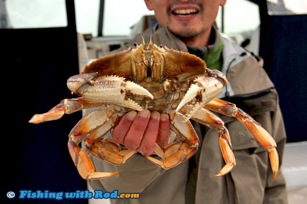 Crabbing on Bon Chovy Fishing Charters